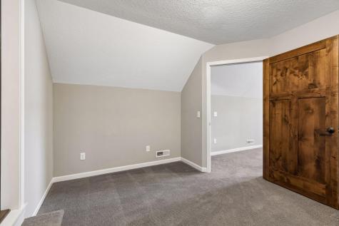 25441 Heims Lake Circle Wyoming MN 55092