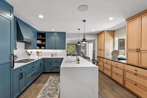 4874 Regents Walk Excelsior MN 55331
