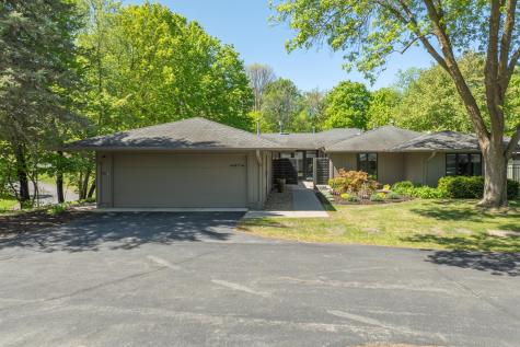 4874 Regents Walk Excelsior MN 55331