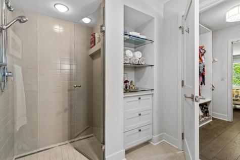 4874 Regents Walk Excelsior MN 55331