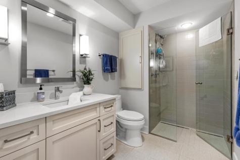 4874 Regents Walk Excelsior MN 55331