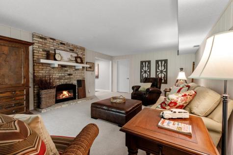 4874 Regents Walk Excelsior MN 55331