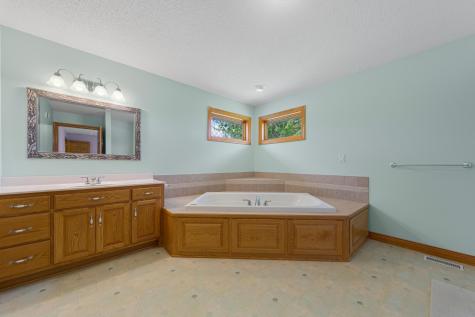 1203 Northridge Drive Lakefield MN 56150