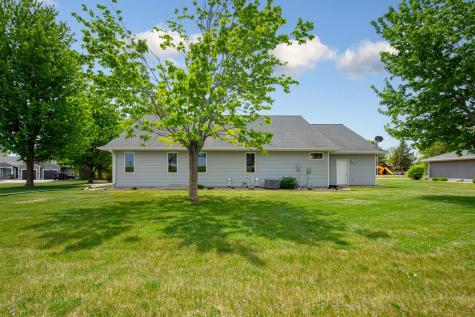 1203 Northridge Drive Lakefield MN 56150