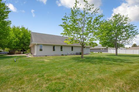1203 Northridge Drive Lakefield MN 56150