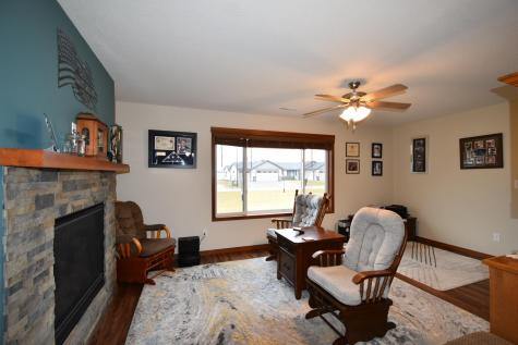 147 Highland Circle Zumbrota MN 55992