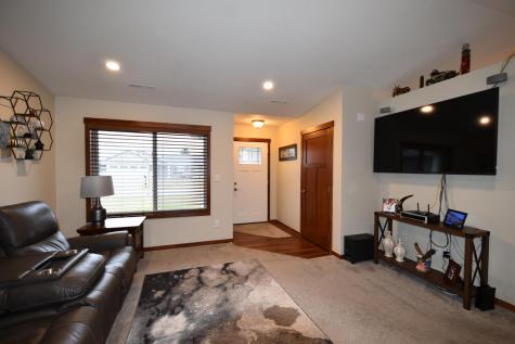 147 Highland Circle Zumbrota MN 55992