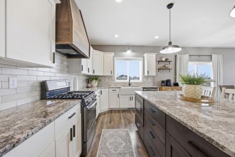 6361 Deer Creek Parkway Fargo ND 58104