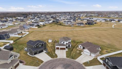 6361 Deer Creek Parkway Fargo ND 58104