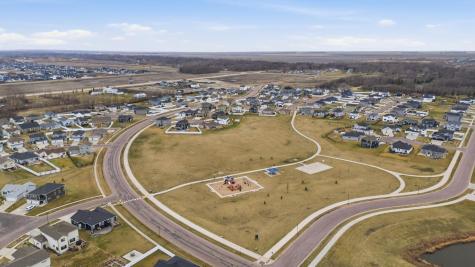 6361 Deer Creek Parkway Fargo ND 58104