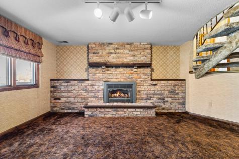 7708 82nd Avenue N Brooklyn Park MN 55445