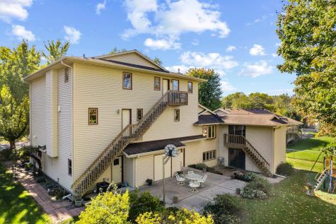 7708 82nd Avenue N Brooklyn Park MN 55445