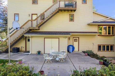 7708 82nd Avenue N Brooklyn Park MN 55445