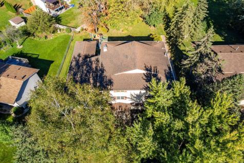 7708 82nd Avenue N Brooklyn Park MN 55445