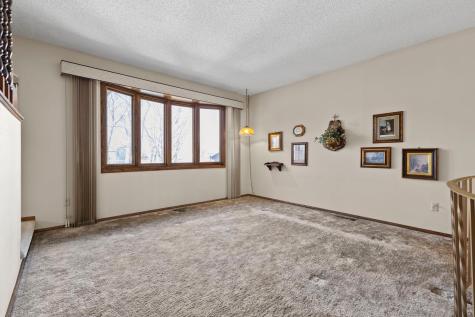 7708 82nd Avenue N Brooklyn Park MN 55445