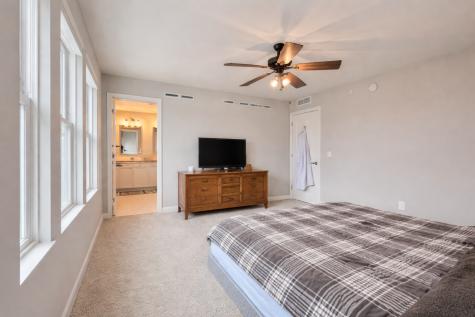 4832 Avery Court Eagan MN 55123