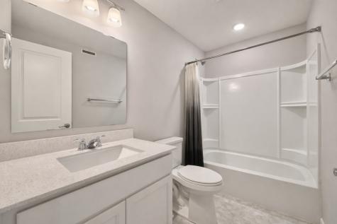 4832 Avery Court Eagan MN 55123