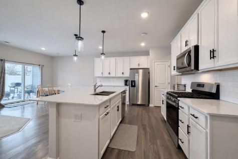 4832 Avery Court Eagan MN 55123