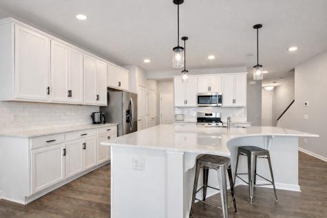 4832 Avery Court Eagan MN 55123