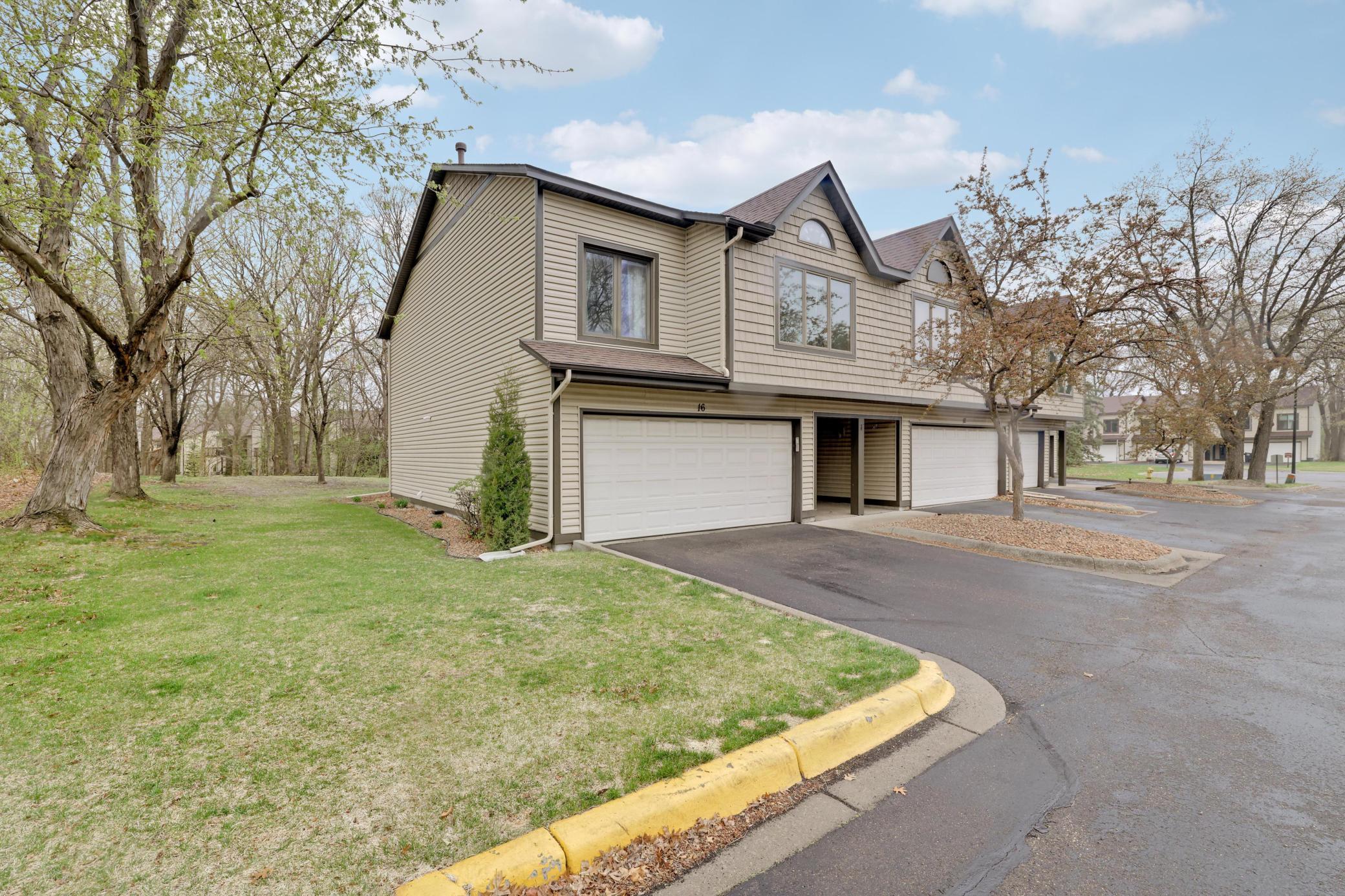16 110th Lane NW Coon Rapids MN 55448