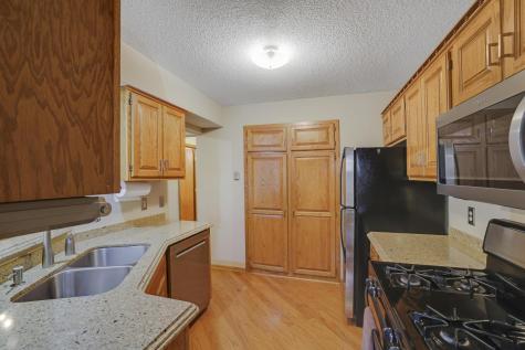 16 110th Lane NW Coon Rapids MN 55448