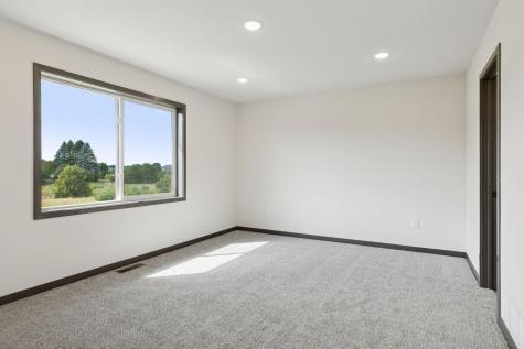2840 219th Avenue NE East Bethel MN 55011