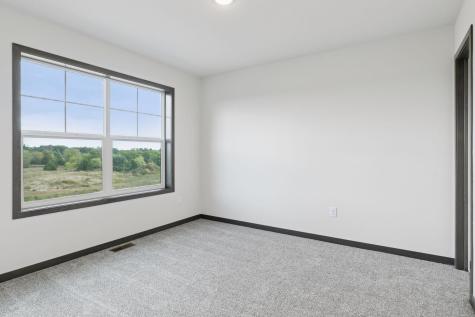 2840 219th Avenue NE East Bethel MN 55011