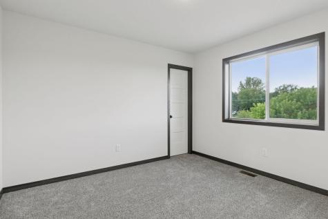 2840 219th Avenue NE East Bethel MN 55011