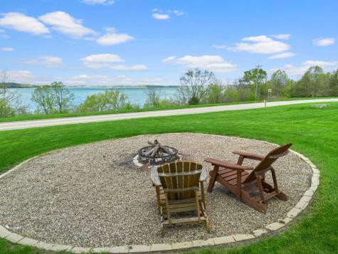 9285 Parley Lake Road Waconia MN 55387
