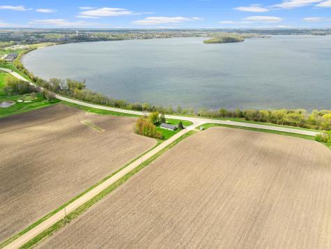 9285 Parley Lake Road Waconia MN 55387