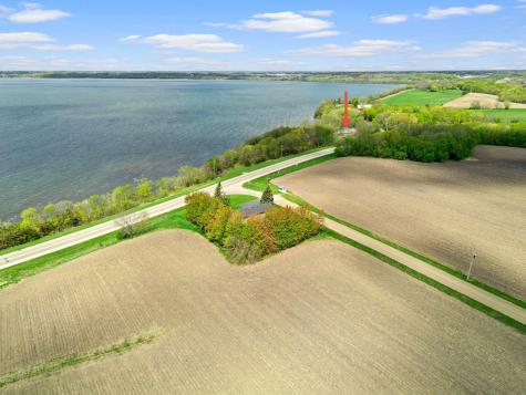 9285 Parley Lake Road Waconia MN 55387
