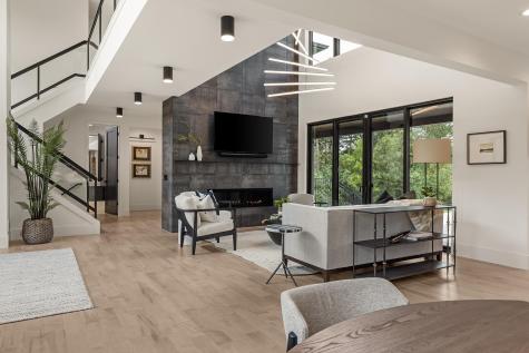 1955 Glenhill Road Mendota Heights MN 55118