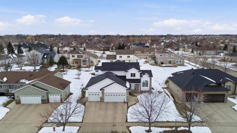 1816 Queensbury Street West Fargo ND 58078