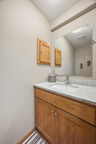 1816 Queensbury Street West Fargo ND 58078