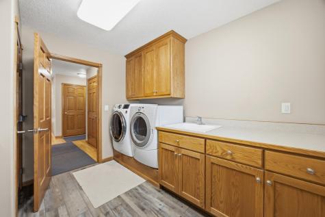 1816 Queensbury Street West Fargo ND 58078