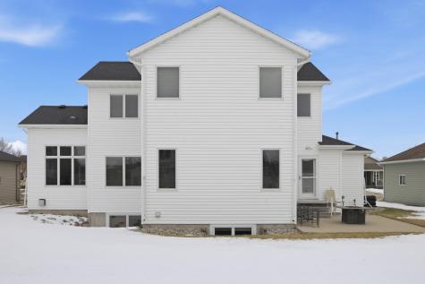 1816 Queensbury Street West Fargo ND 58078