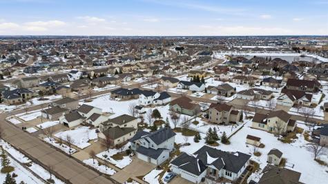 1816 Queensbury Street West Fargo ND 58078