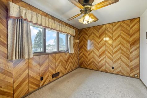 42 Garden Circle Babbitt MN 55706
