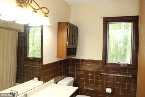 5663 W Birchview Road Grasston MN 55030