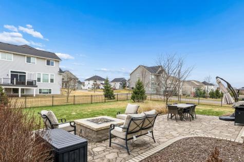 5288 Porchlight View Woodbury MN 55129