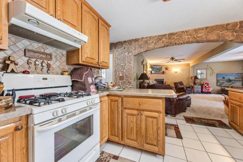 244 Edgeview Drive Rollingstone MN 55969