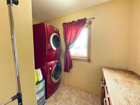 306 W Washington Avenue Elizabeth MN 56533
