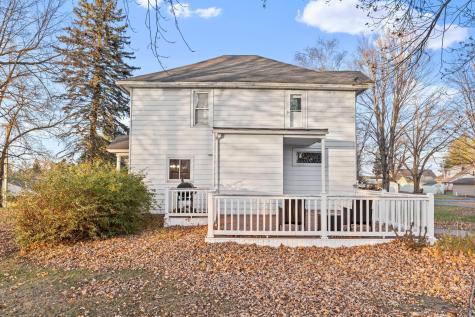 1045 Grove Street Cumberland WI 54829
