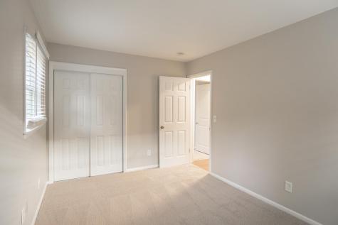 6418 Knoll Street N Golden Valley MN 55427