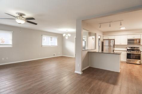 6418 Knoll Street N Golden Valley MN 55427