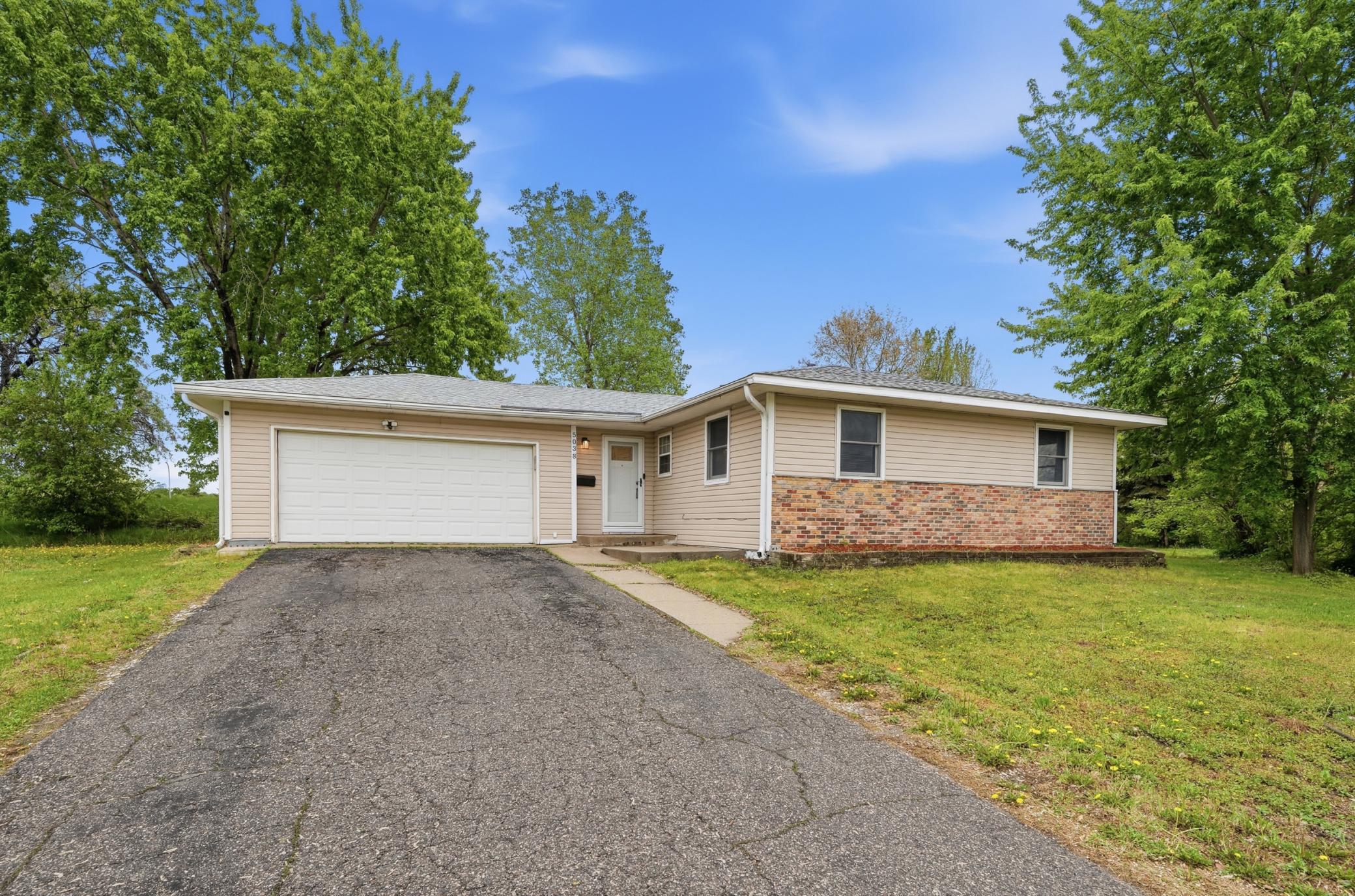 5038 N 4th Street Minneapolis MN 55430