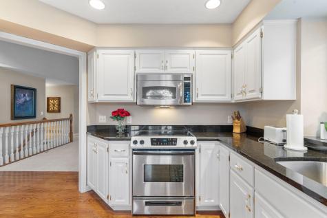 3635 Zanzibar Lane N Plymouth MN 55446