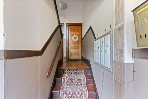 586 Ashland Avenue Saint Paul MN 55102