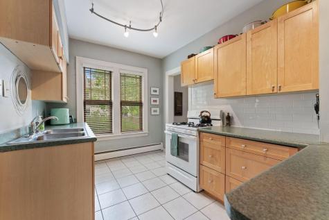 586 Ashland Avenue Saint Paul MN 55102