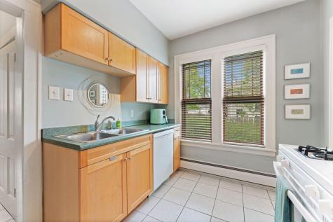 586 Ashland Avenue Saint Paul MN 55102